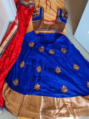 💙✨ Stunning Royal Blue Lehenga Choli Set with Red Dupatta 💛🌸